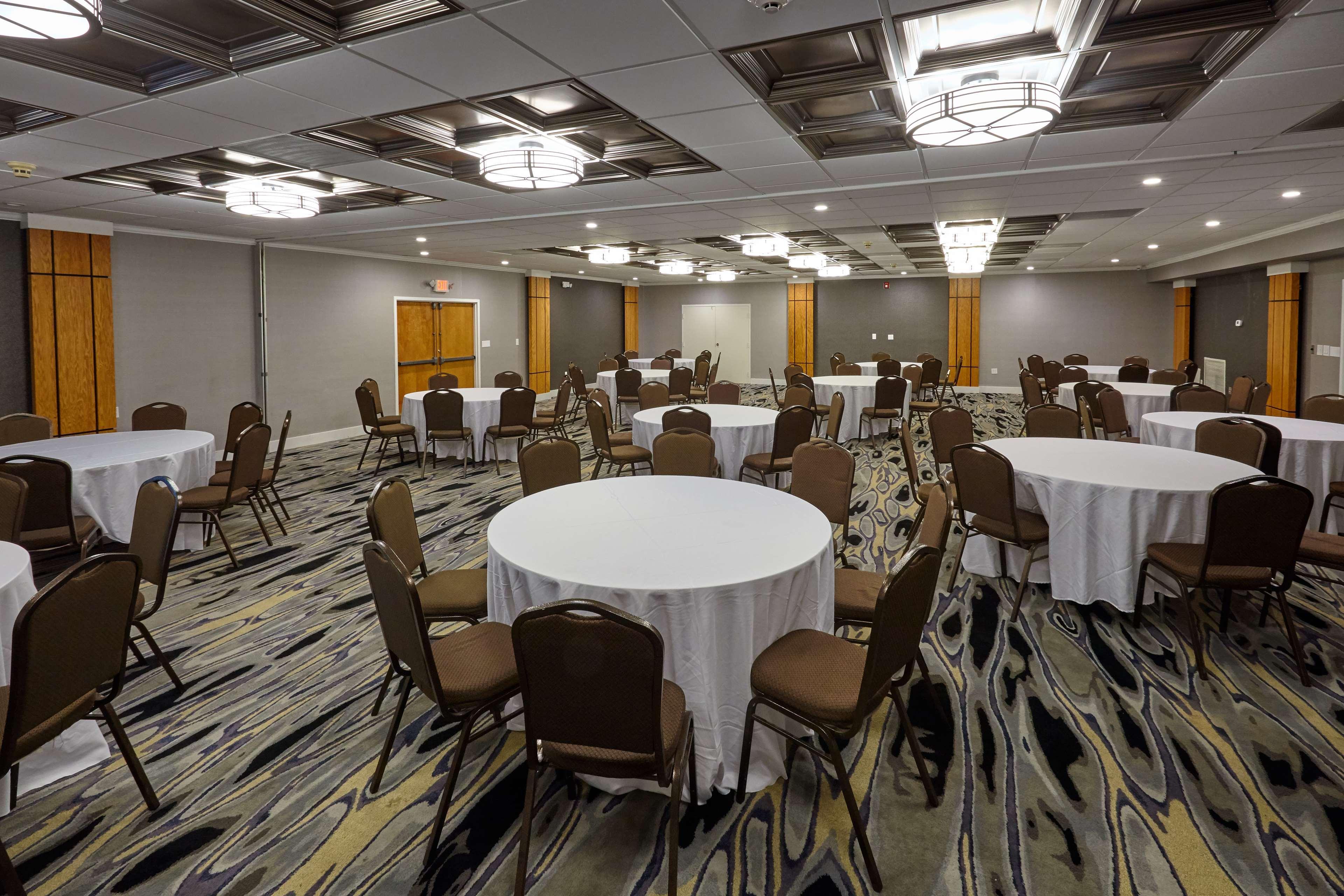 Best Western Plus University Inn Winston-Salem Exterior foto
